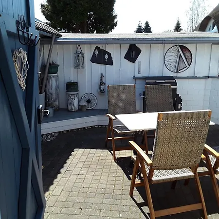 In Mit Garten, Cleaning Included Dom wakacyjny *